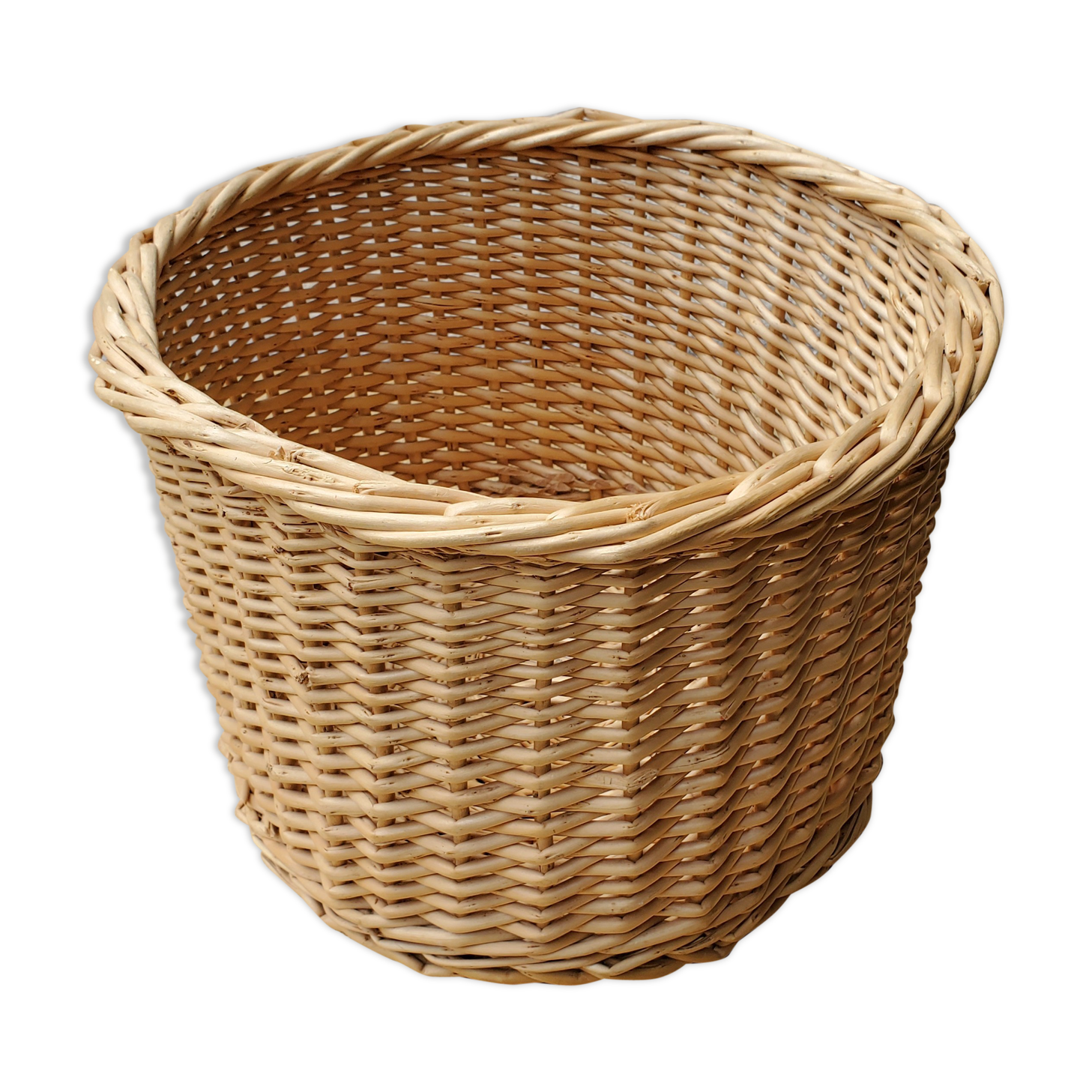 Rattan pot cache