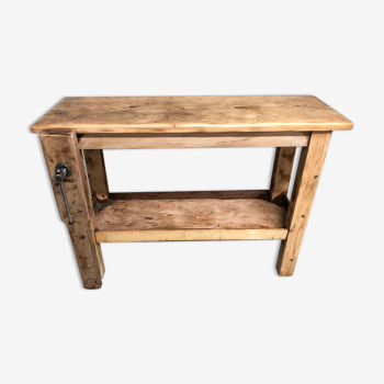 Small wooden workbench decoration