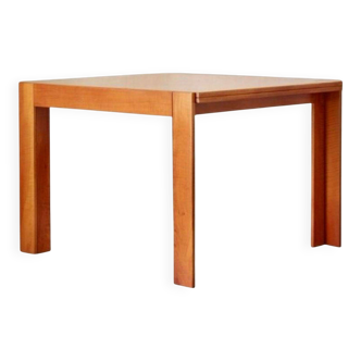 Afra & Tobia Scarpa Dining Table Model 778, Solid Cherry, 1970s Italy