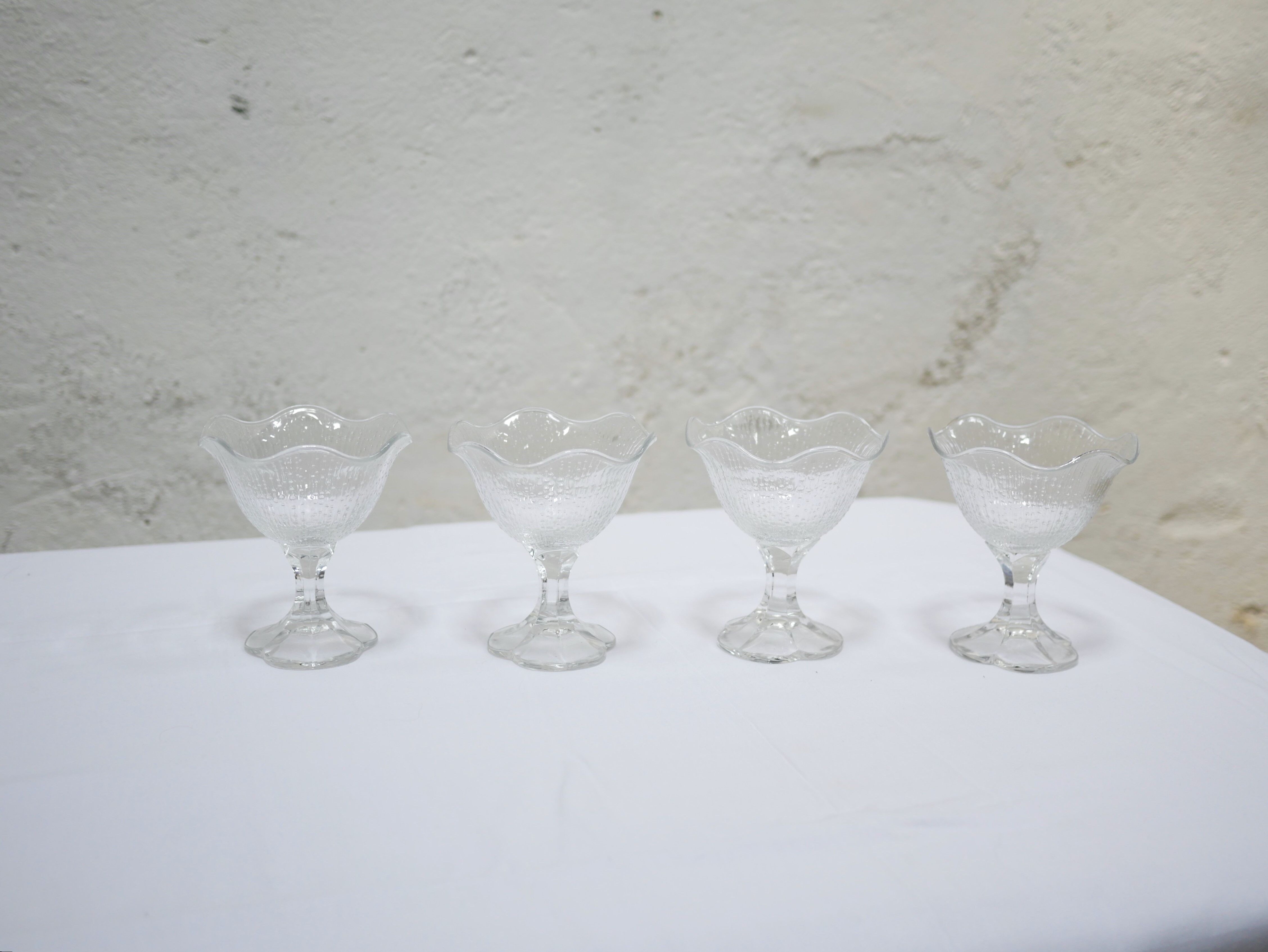 Set of 4 vintage ice cups