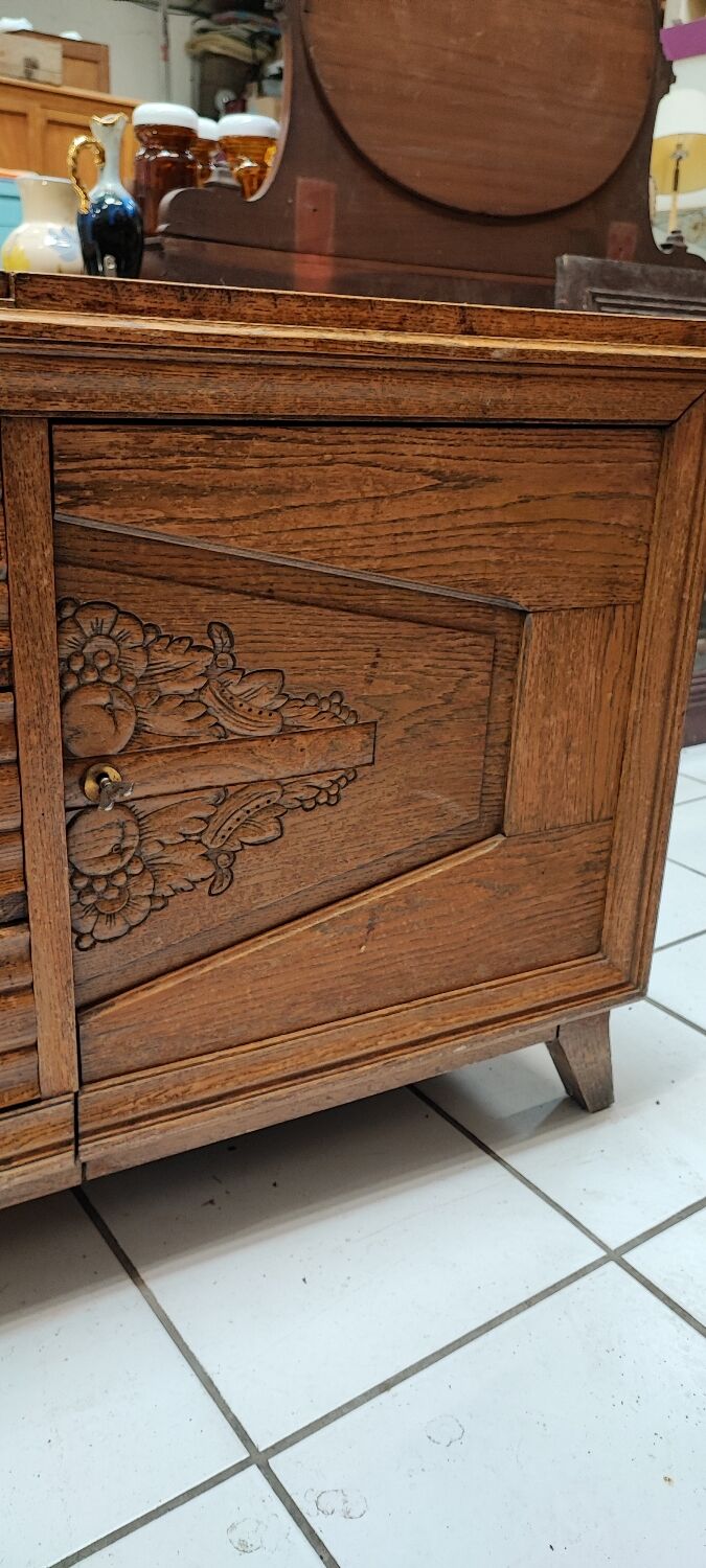 Necchi furniture and sewing machine