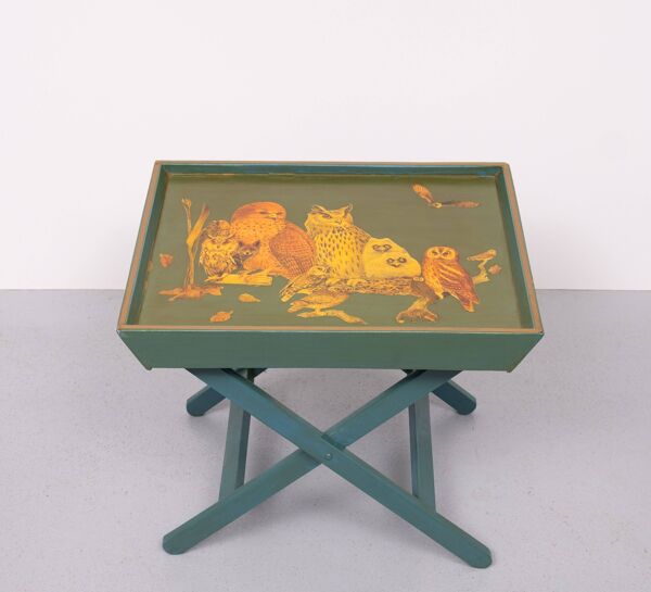 Table de service pieds croisés en forme de hibou turquoise années 1950