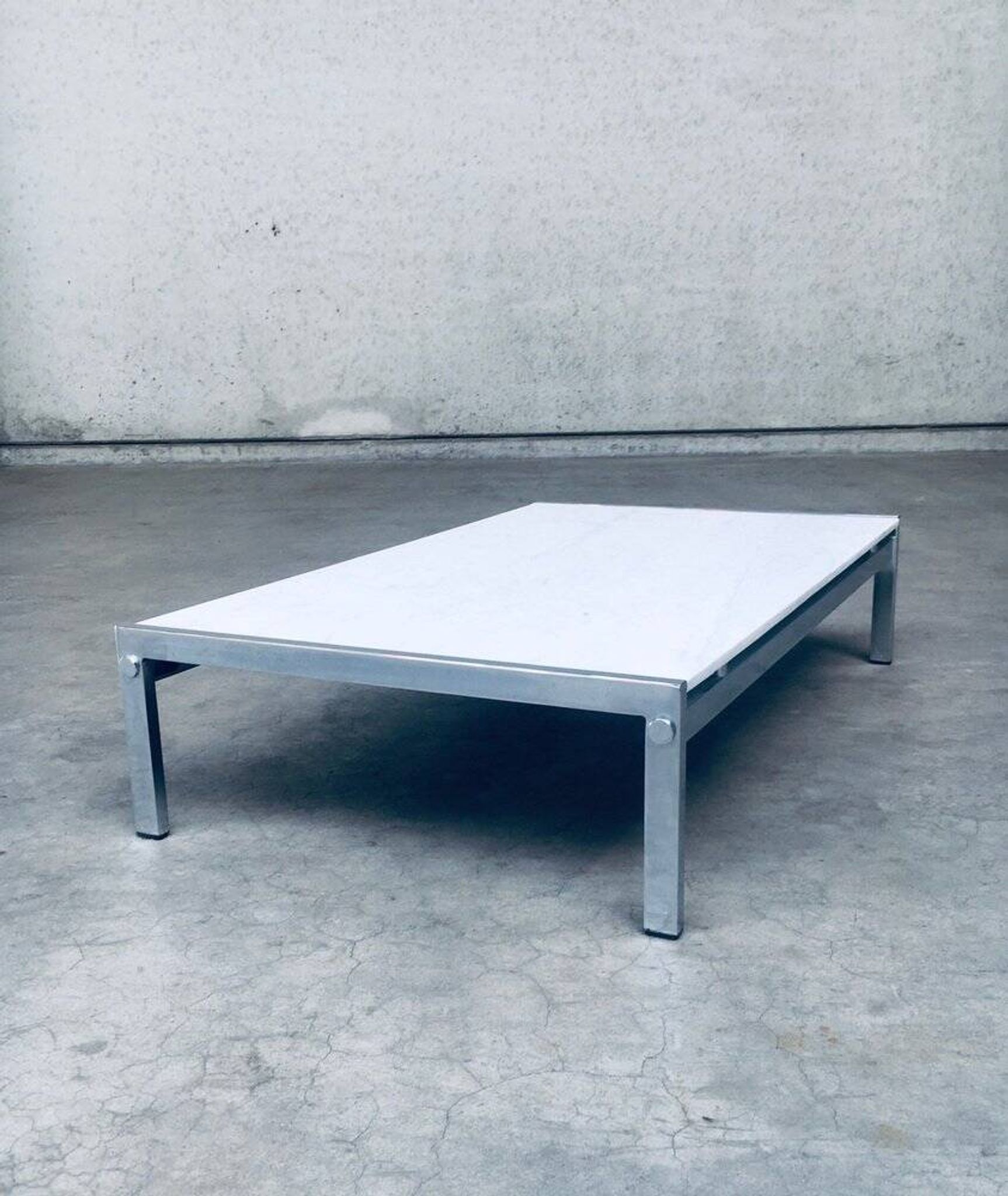 Postmodern Italian Carrara Marble Low Coffee Table, 1970s