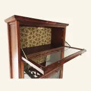 Globe-Wernicke display cabinet in walnut, 3 modules and drawer.