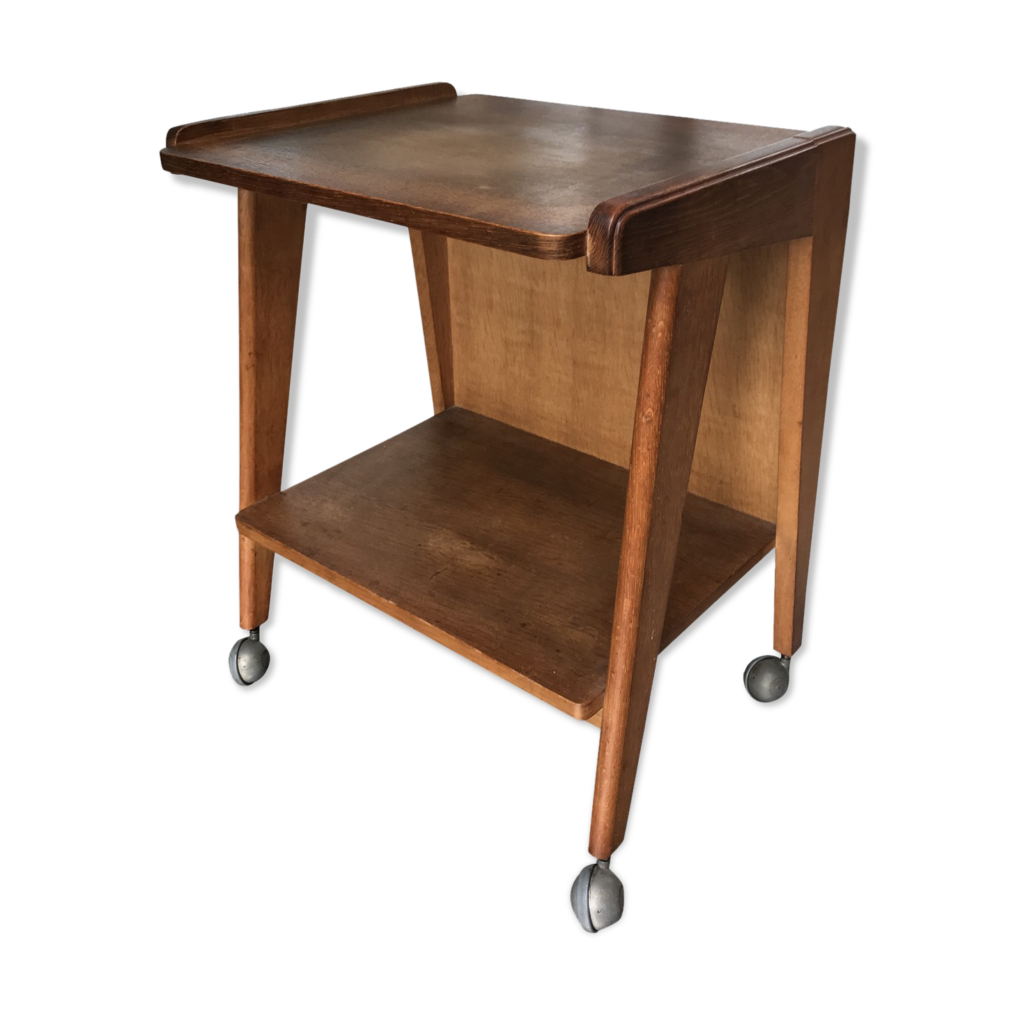 Guillerme and Chambron dessert in solid oak
