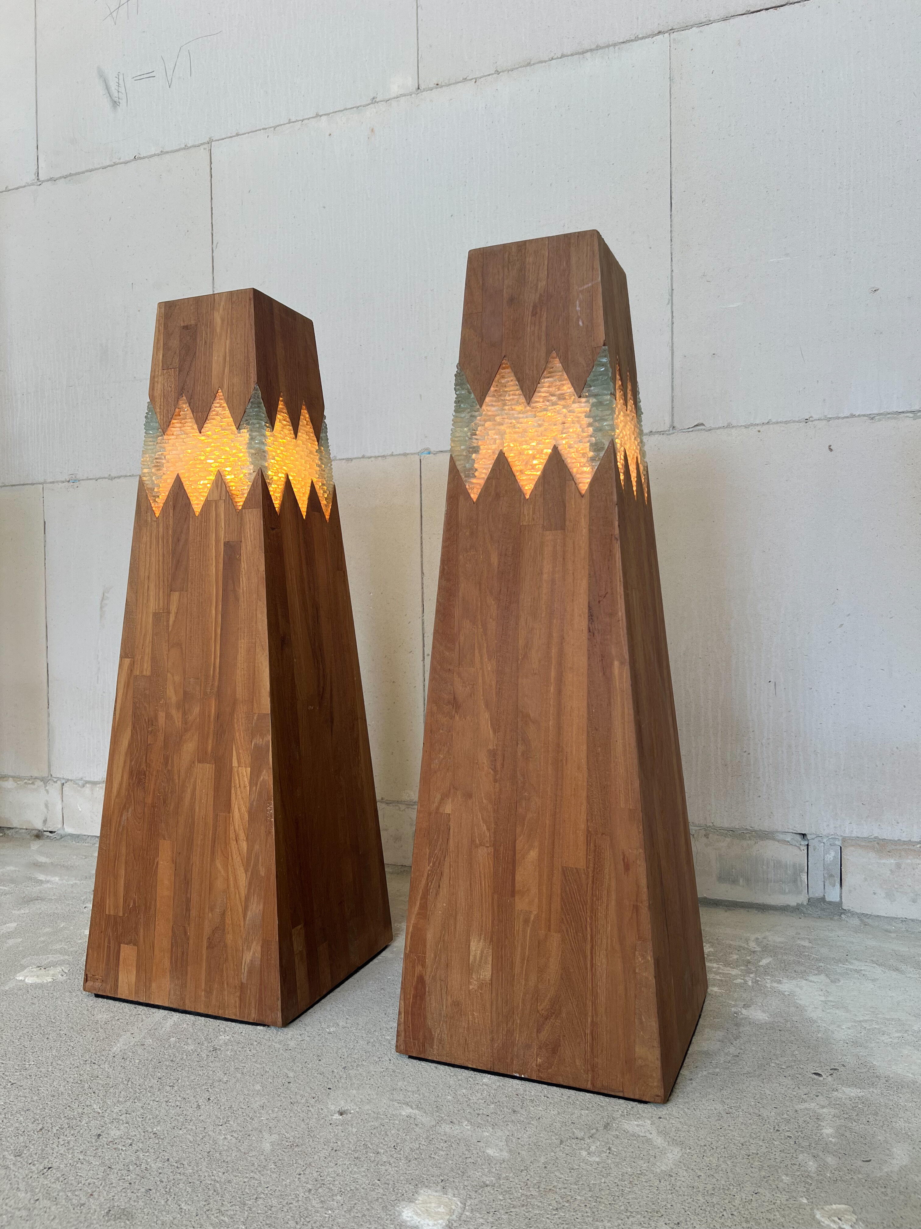 Lampes de sol architecturales des années 1980 : un héritage de lumière d'Anvers