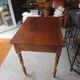 Table en bois fruitier