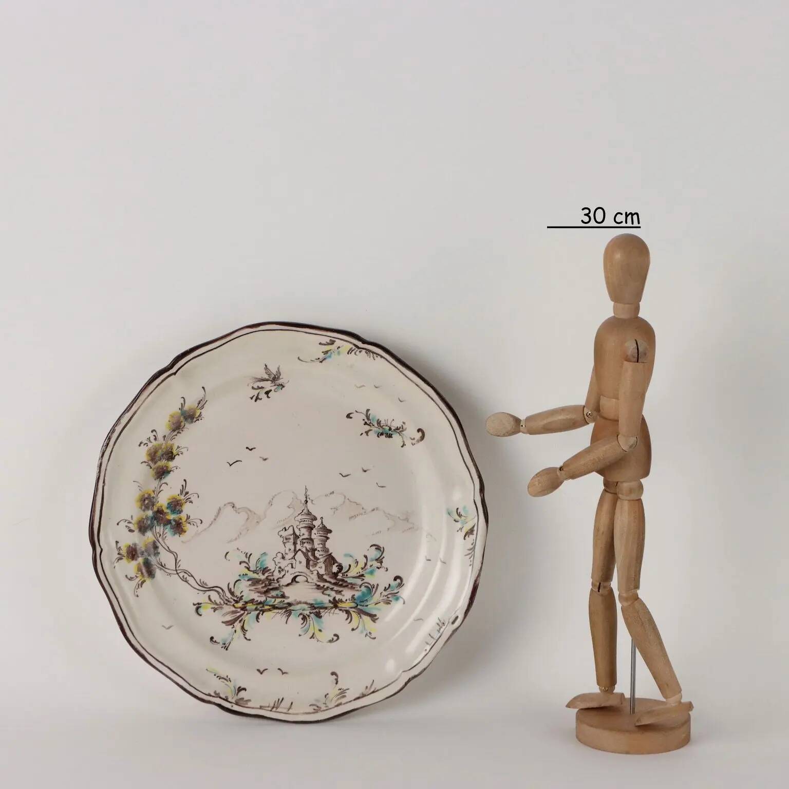 Antique majolica plate, Italy, 19th-20th century