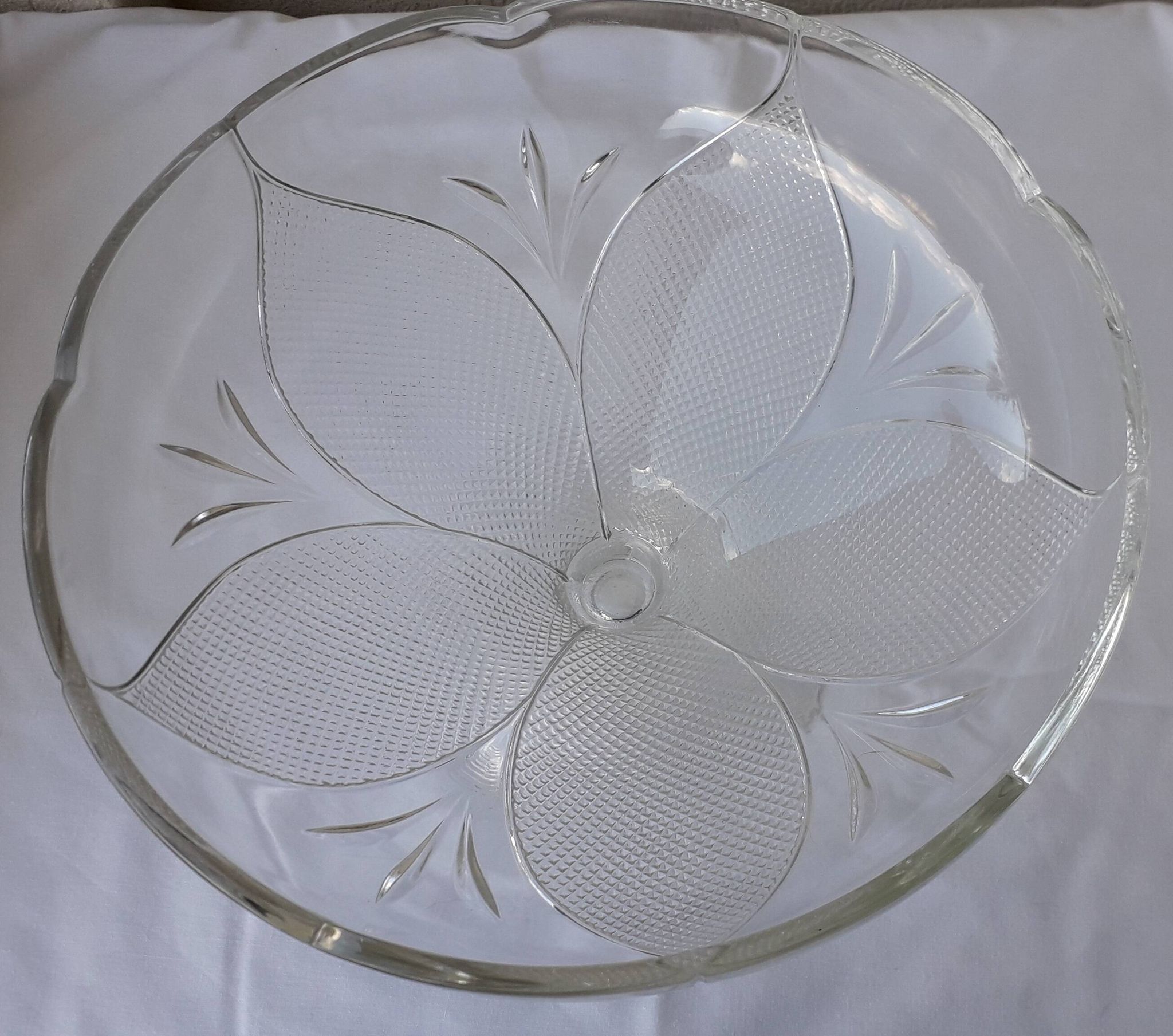 Glass footed bowl