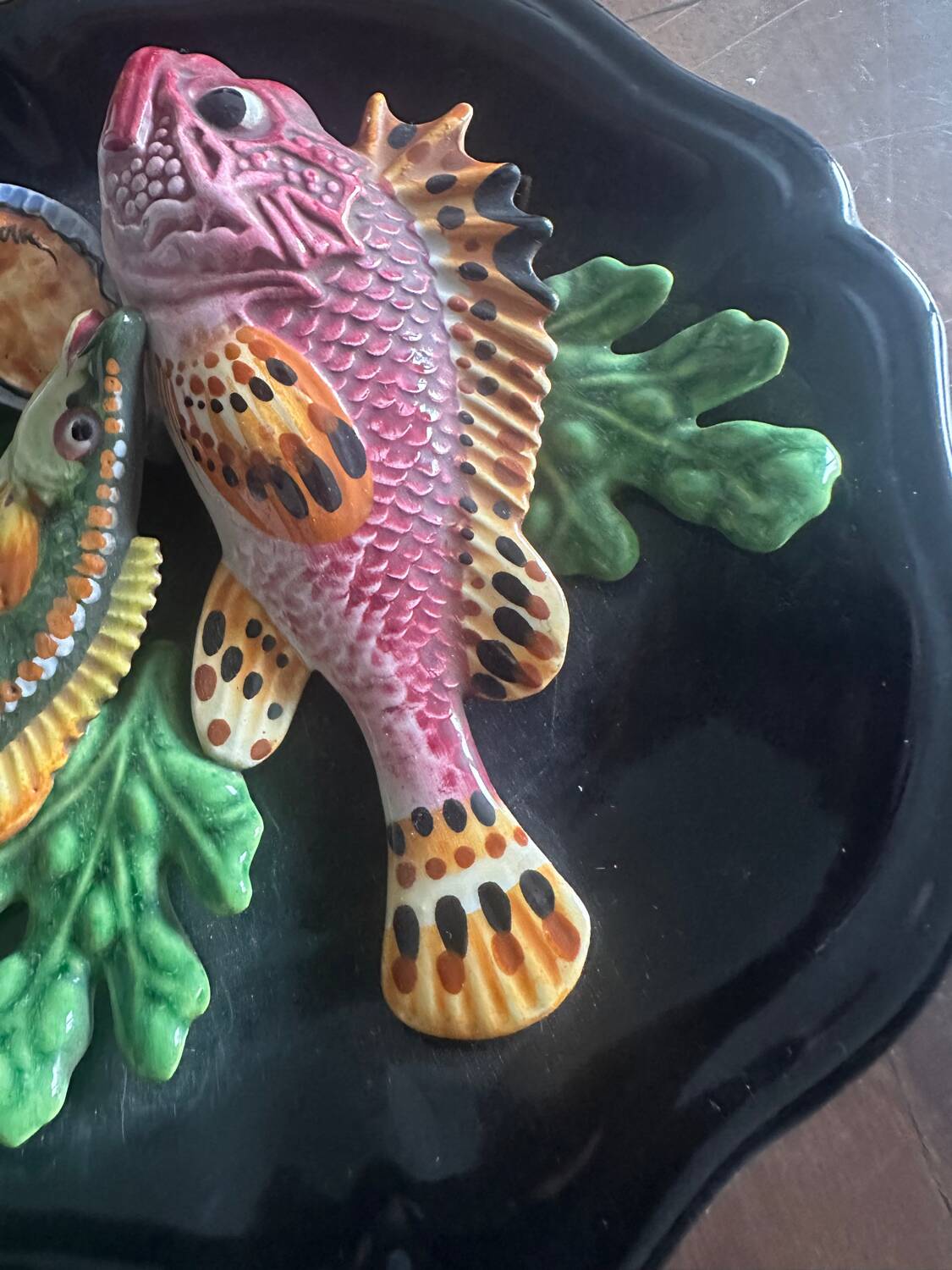 trompe l'oeil plate - Vallauris Majolica - Fish/Seafood -