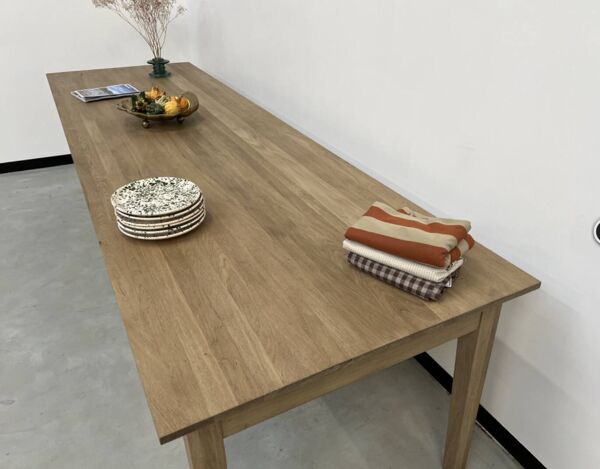 Table de ferme pieds fuseaux (300 cm x 90 cm)
