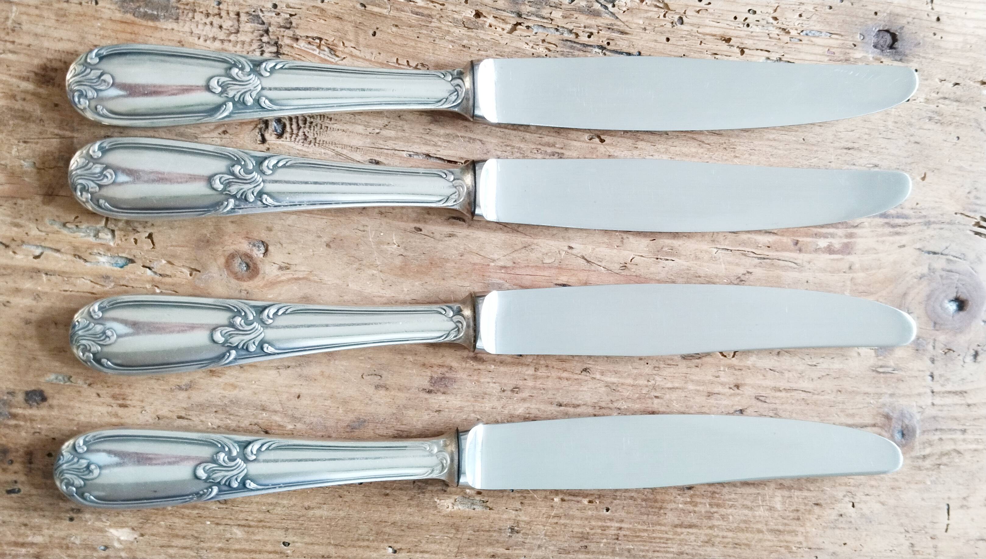 Set of 12 vintage knives, stainless steel blade and silver handle