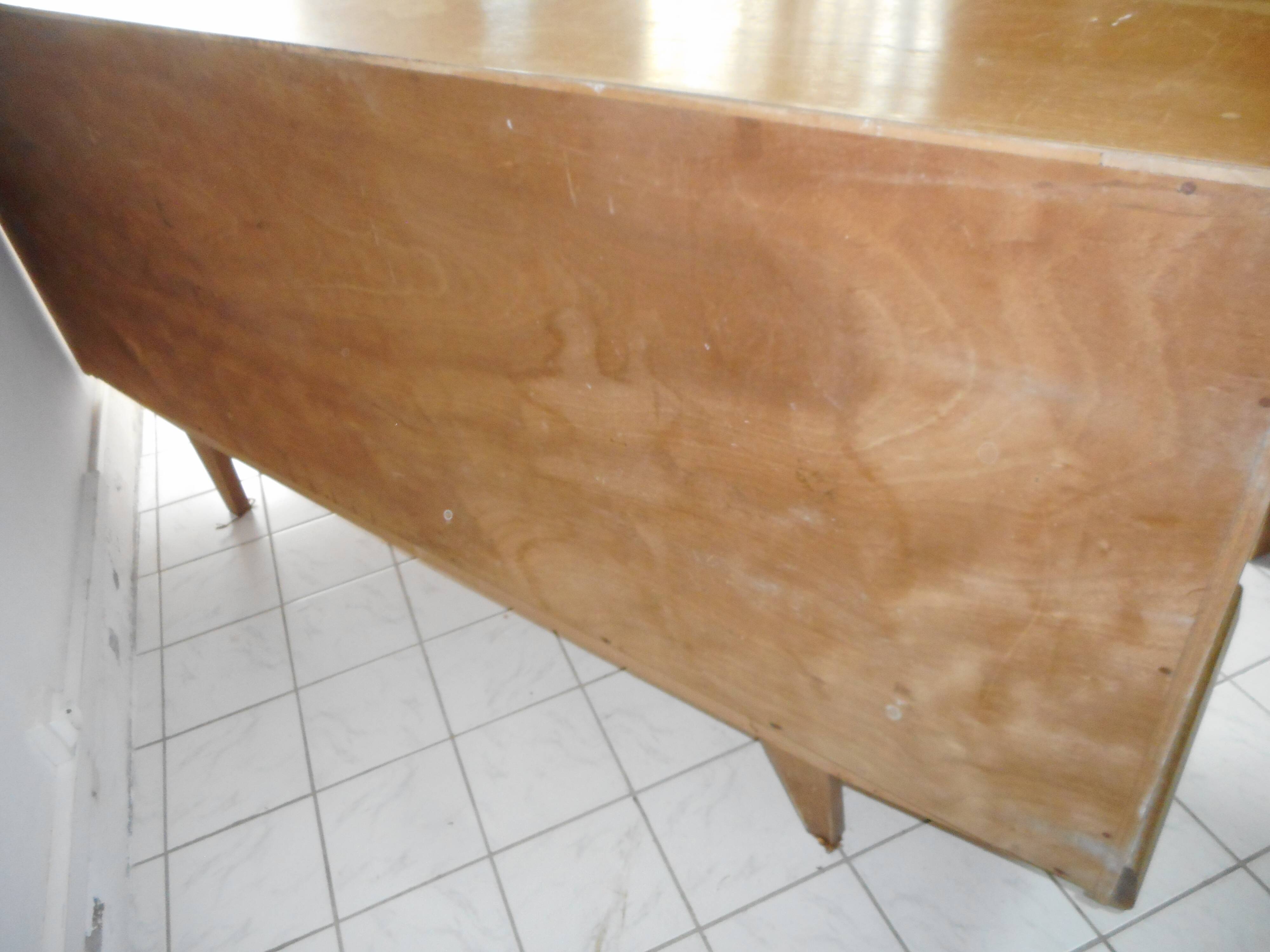 Light wood line 60s