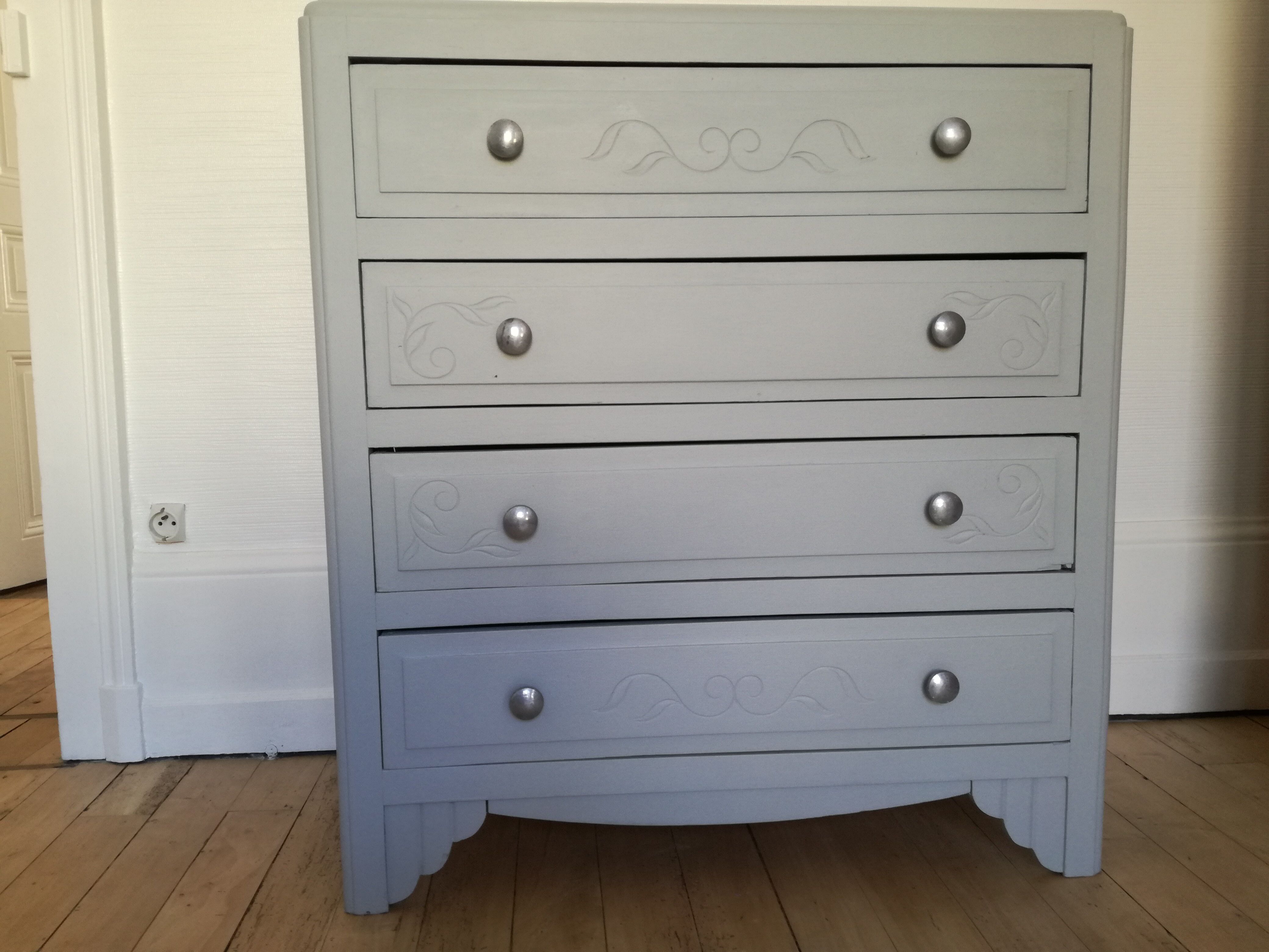 Art deco 1930 chest of drawers