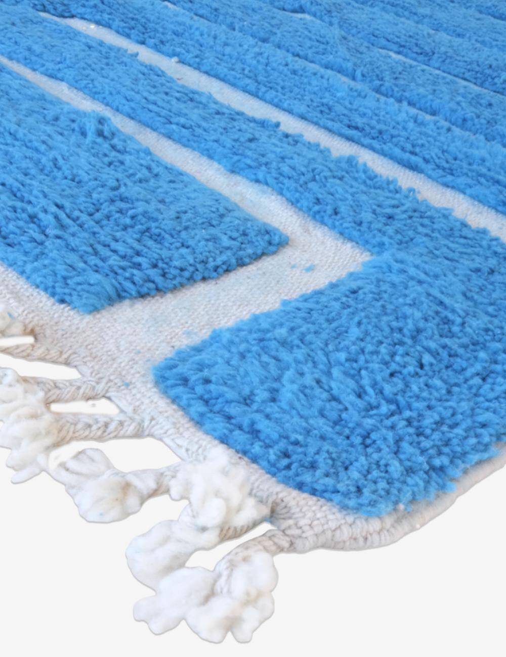 Contemporary Blue Rug - 271 x 218 cm