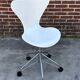 Vintage Desk Chair 3117 by Arne Jacobsen for Fritz Hansen in White