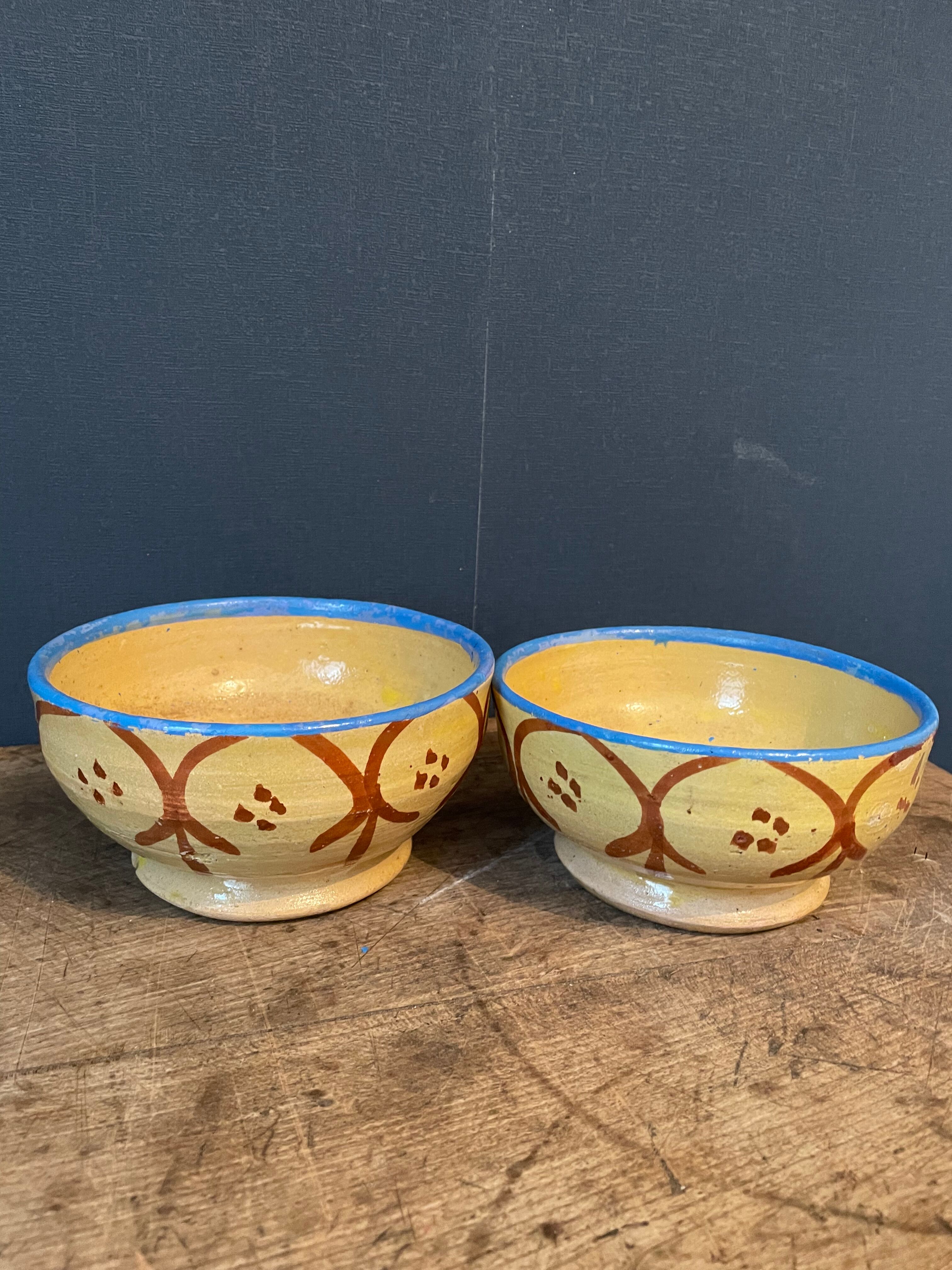 Duo of bowls
