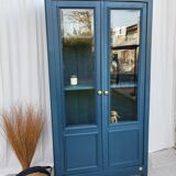 Bookcase with 2 glass doors