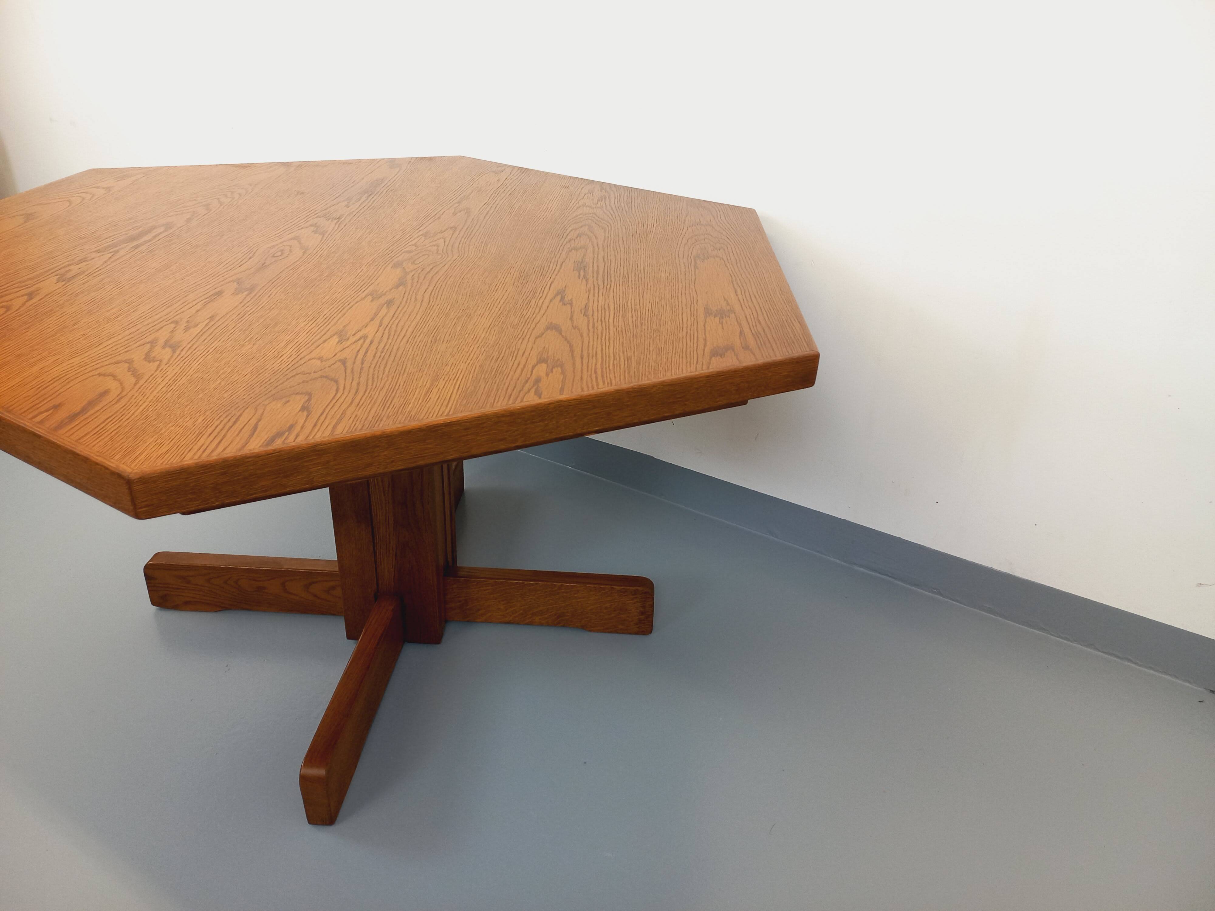 Vintage 80s hexagonal dining table in oak wood