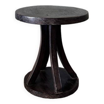 Circular tripod pedestal table with central base, coffee table 50x50x50