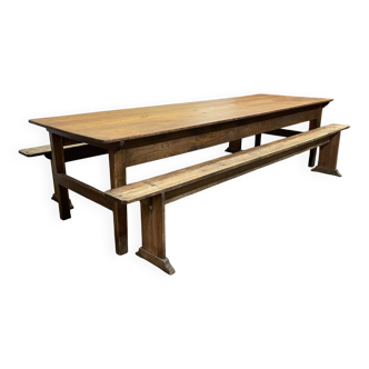 Table de ferme début XXème en sapin et châtaignier avec ses bancs