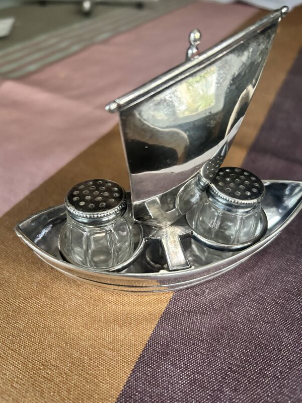 Voilier salière poivrier Cristofle collection Gallia en métal argenté RARE