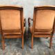 Paire de fauteuils de style restauration en velours