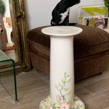 Ceramic pedestal column