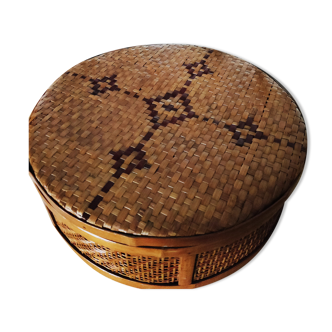 Wicker pan