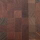 Grande table basse scandinave en marqueterie de bois debout