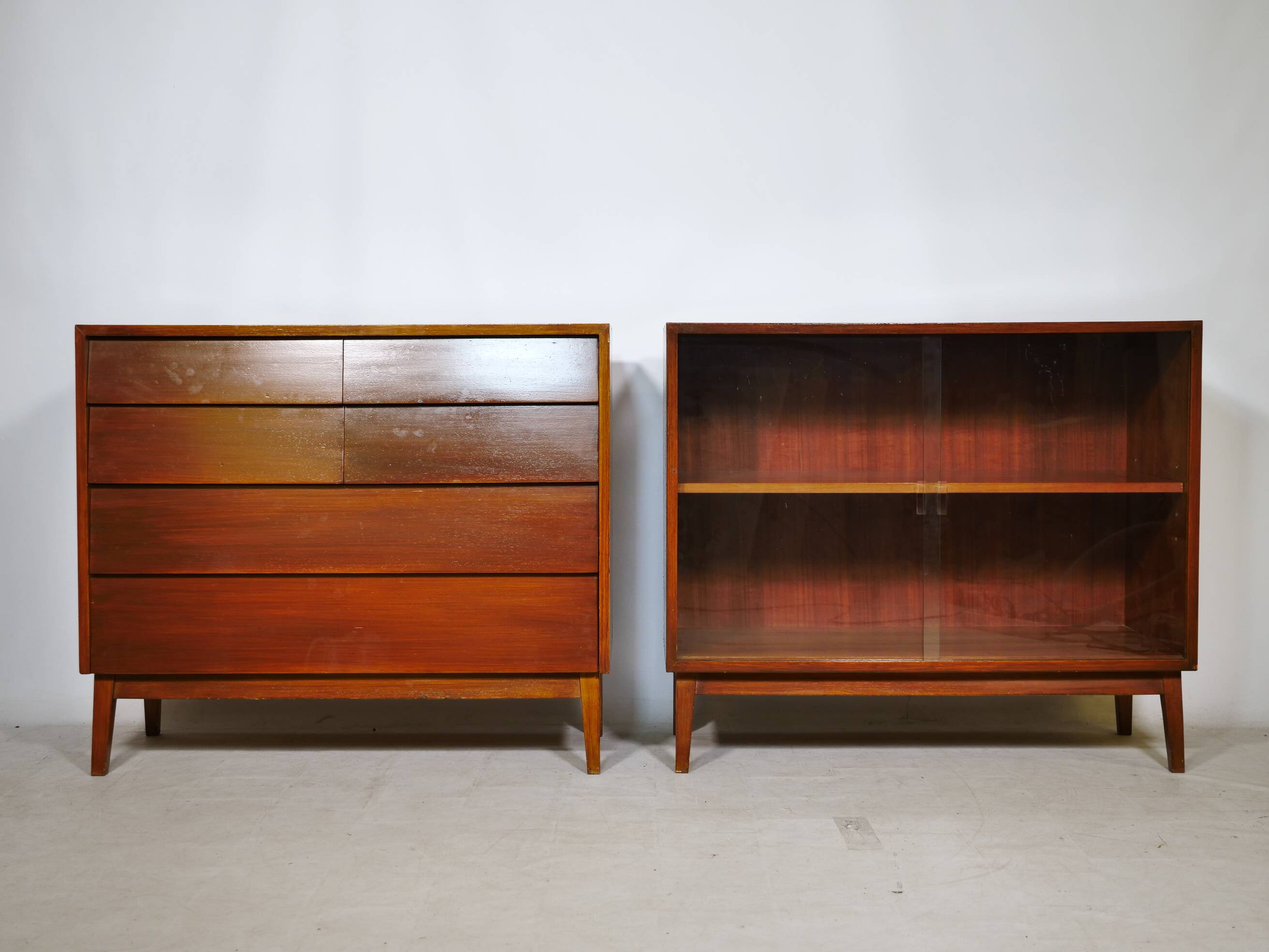 Buffet vitrine en teck des années 1960