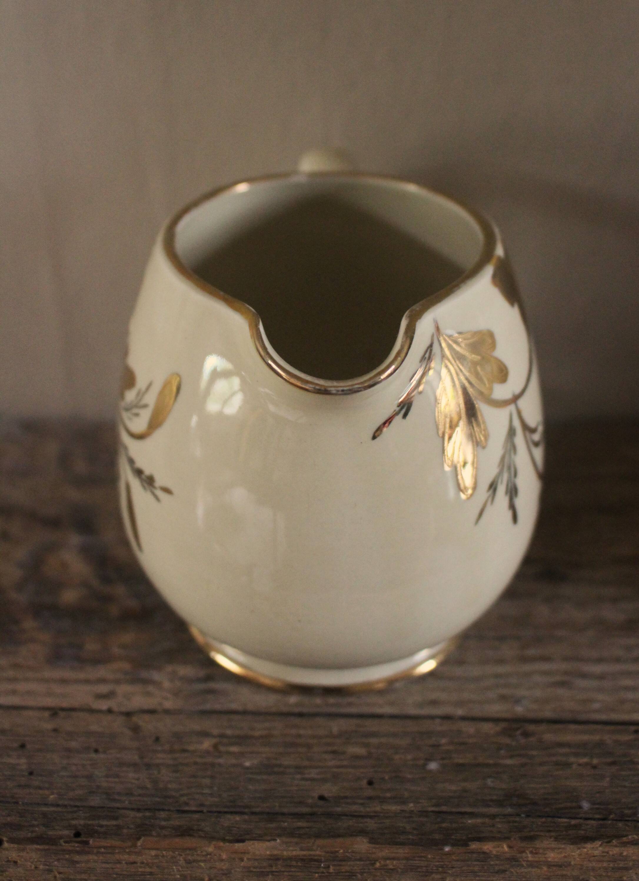 Sadler gilding milk jug English earthenware