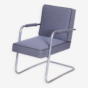 Fauteuil Bauhaus restauré, par Karel Josef Říha, nouveau rembourrage, tchèque, années 1930