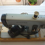 Singer electric sewing machine 198