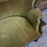 Three-seater velvet canapé in green, Louis Philippe style, 19th century.