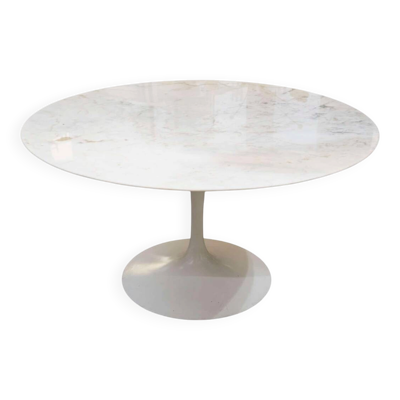 Eero saarinen & knoll international ,table « tulip » 137 cm arabescato