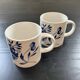 Paire de mugs décor floral bleu