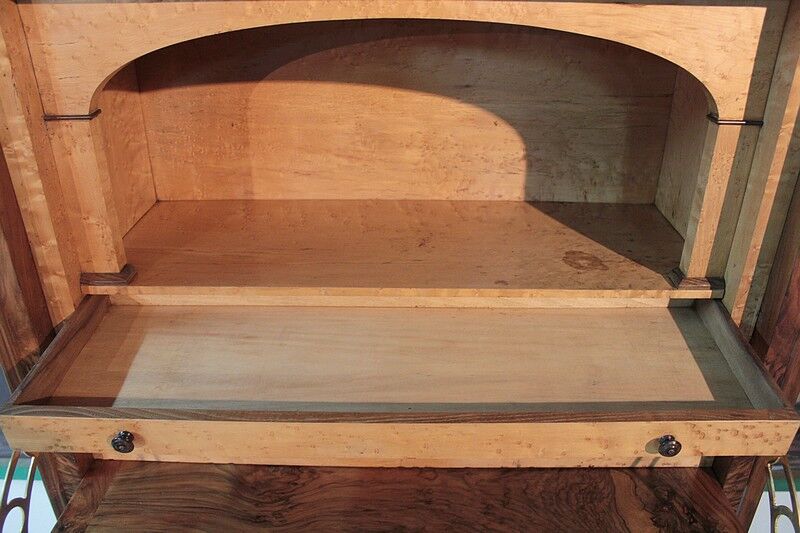 Secretary Louis Philippe in walnut, XIX