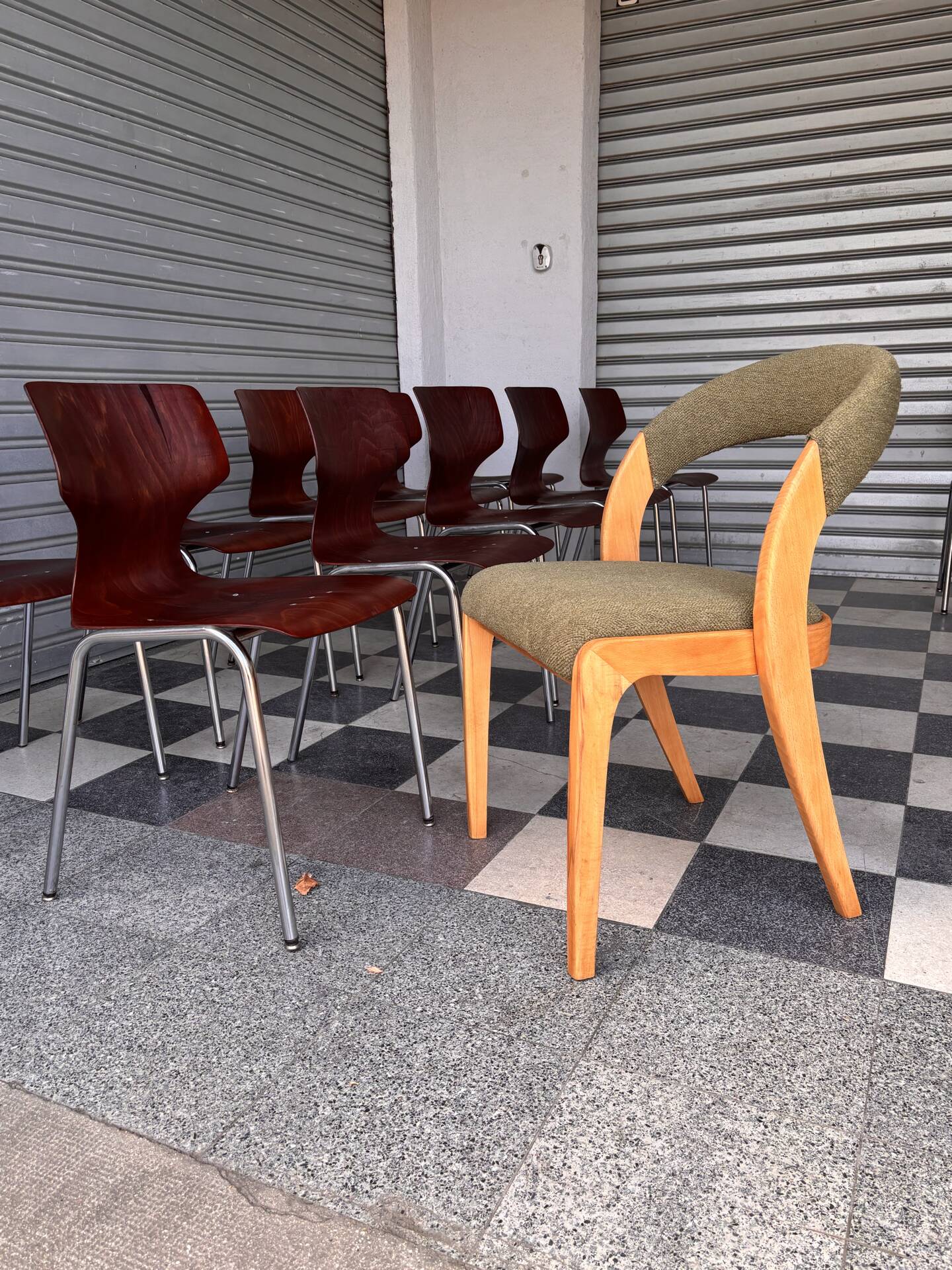 Lot de 10 chaises Pagholz