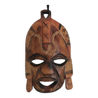 Masque en bois