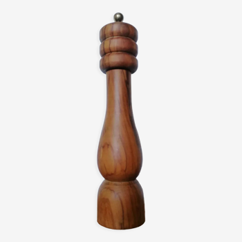 Pepper mill olive wood Bermond Danos Sainte Maxime France