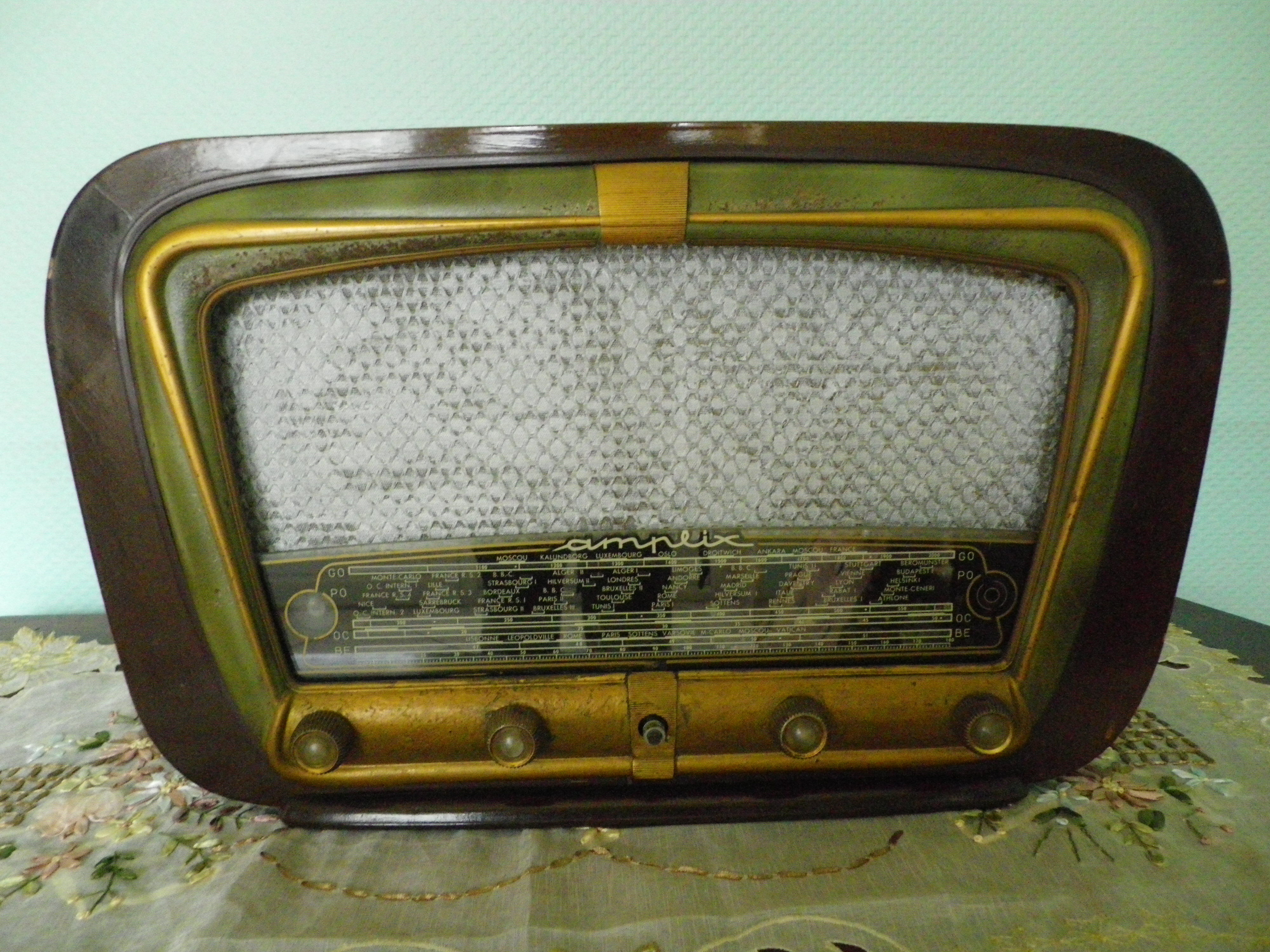Decoration radio station - Brand Amplix Paris - Fifties