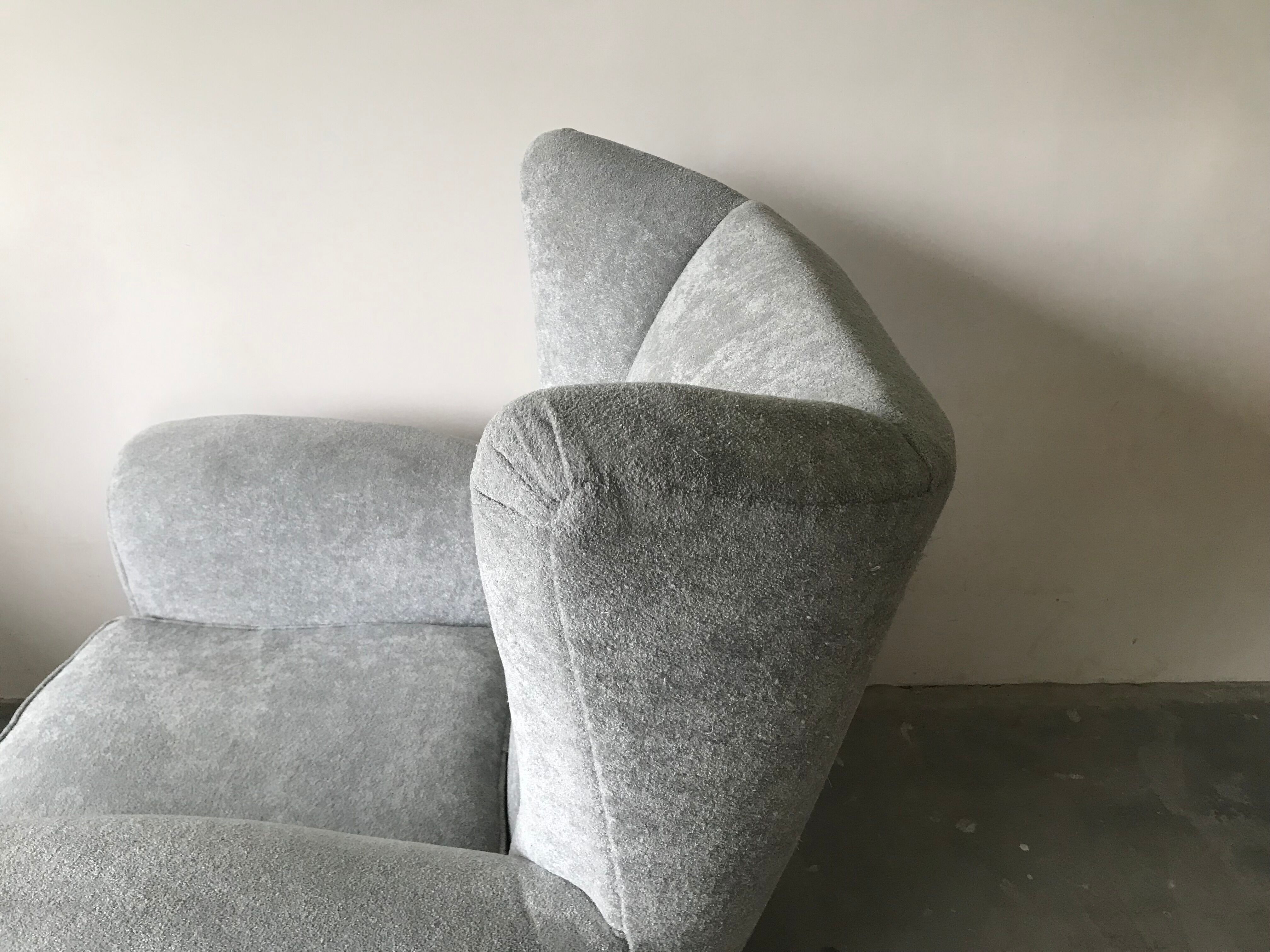 Pair of italian armchairs in velvet