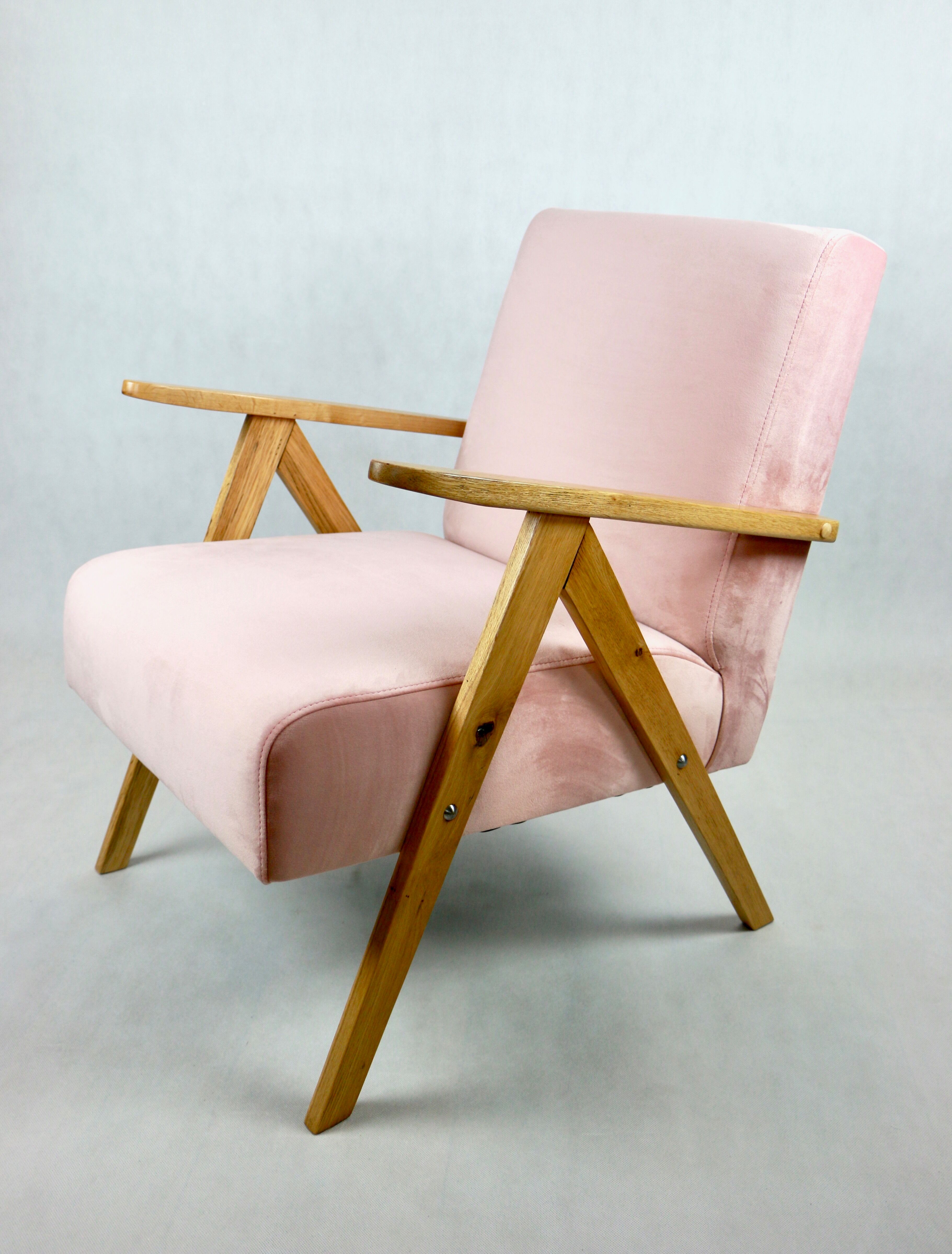 Products Vintage Pink like Var B310 Armchair, 1970s