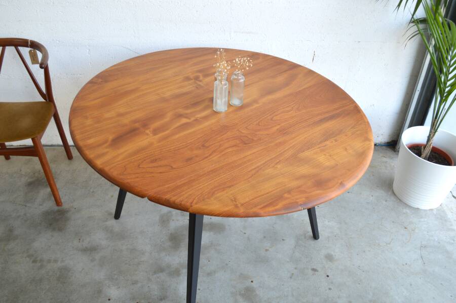 Ercol drop-leaf dining table * 125 cm