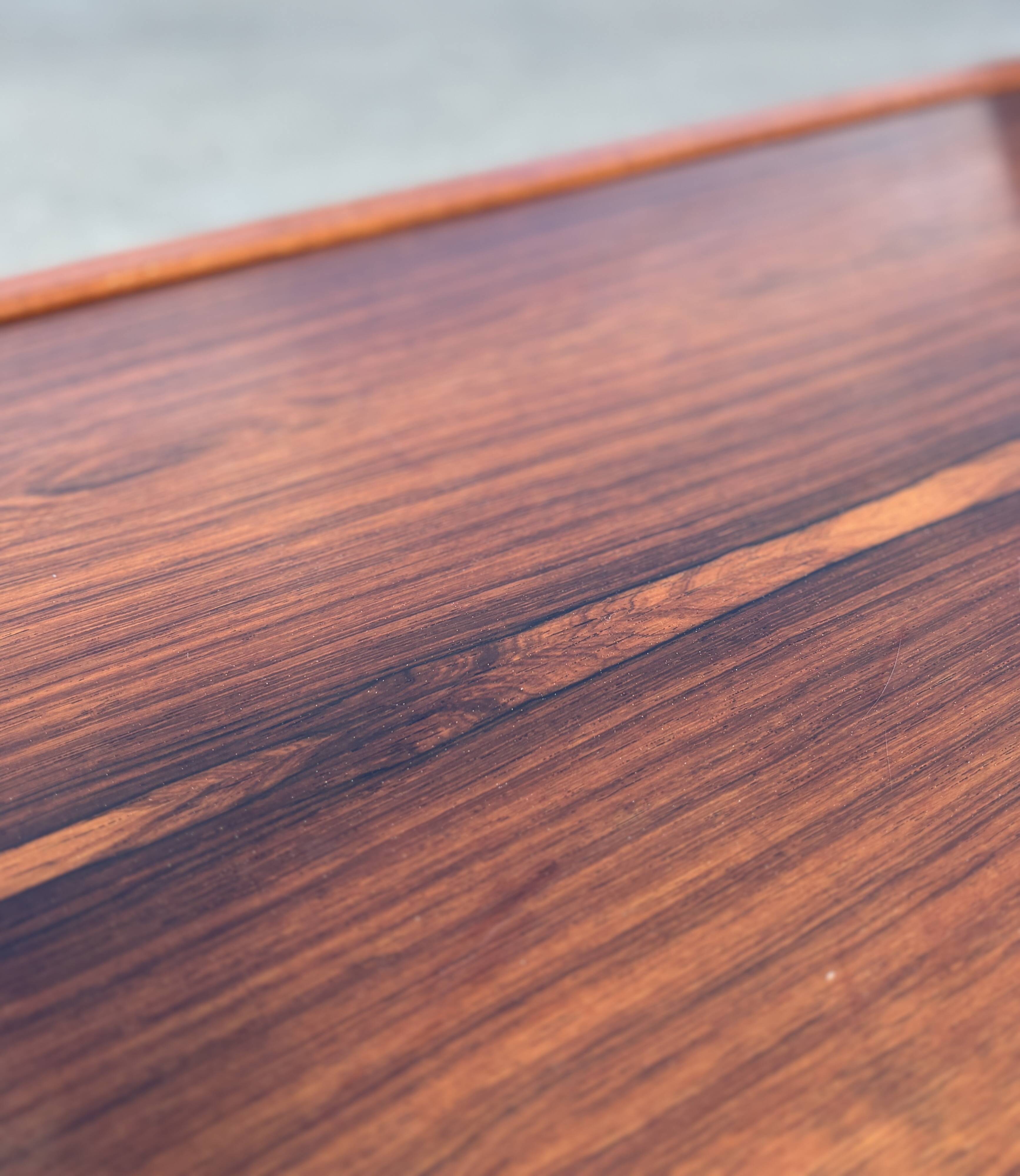 Vintage coffee table rosewood 70's design minimalist