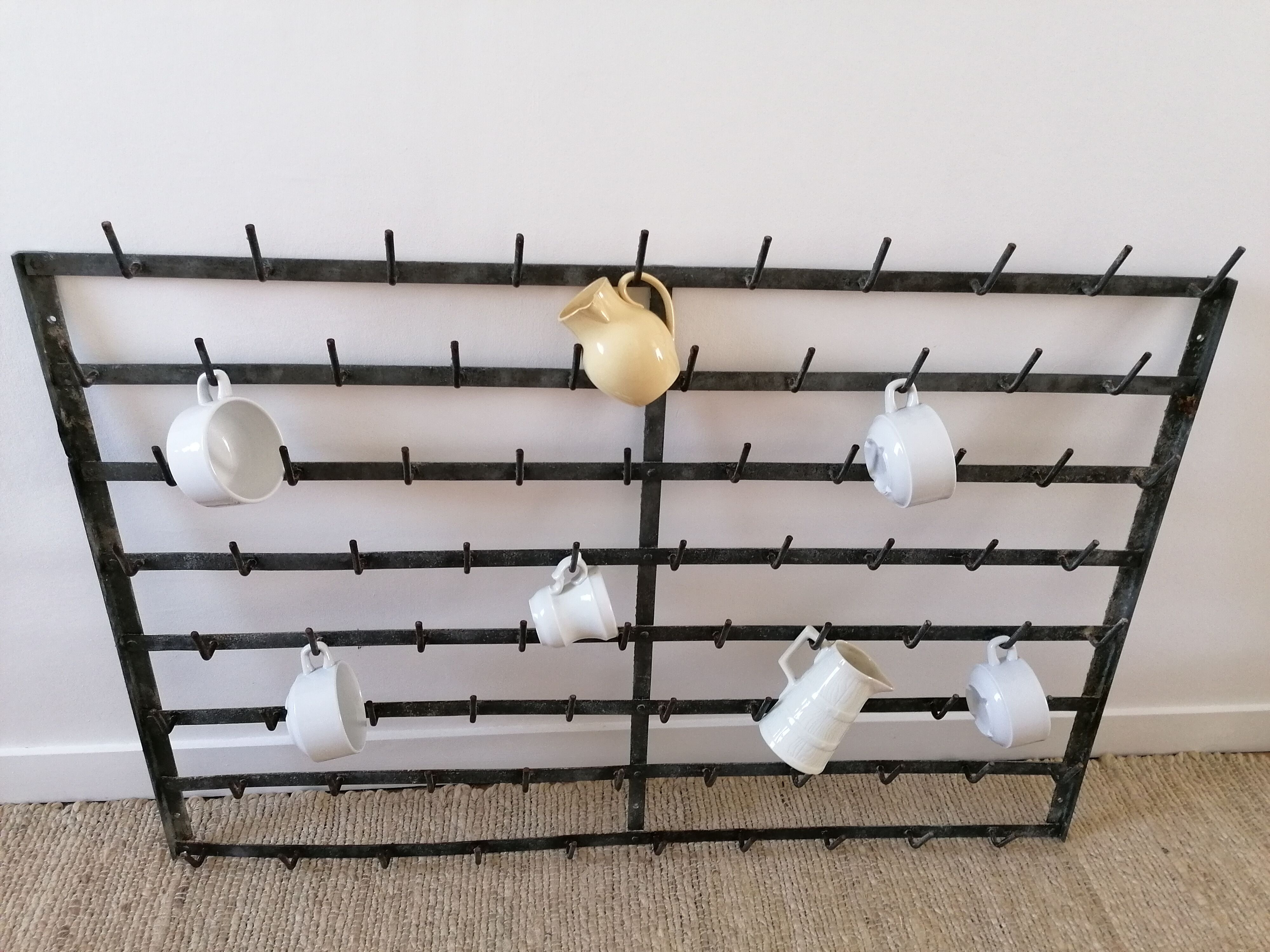 If, hedgehog, wall bottle drain