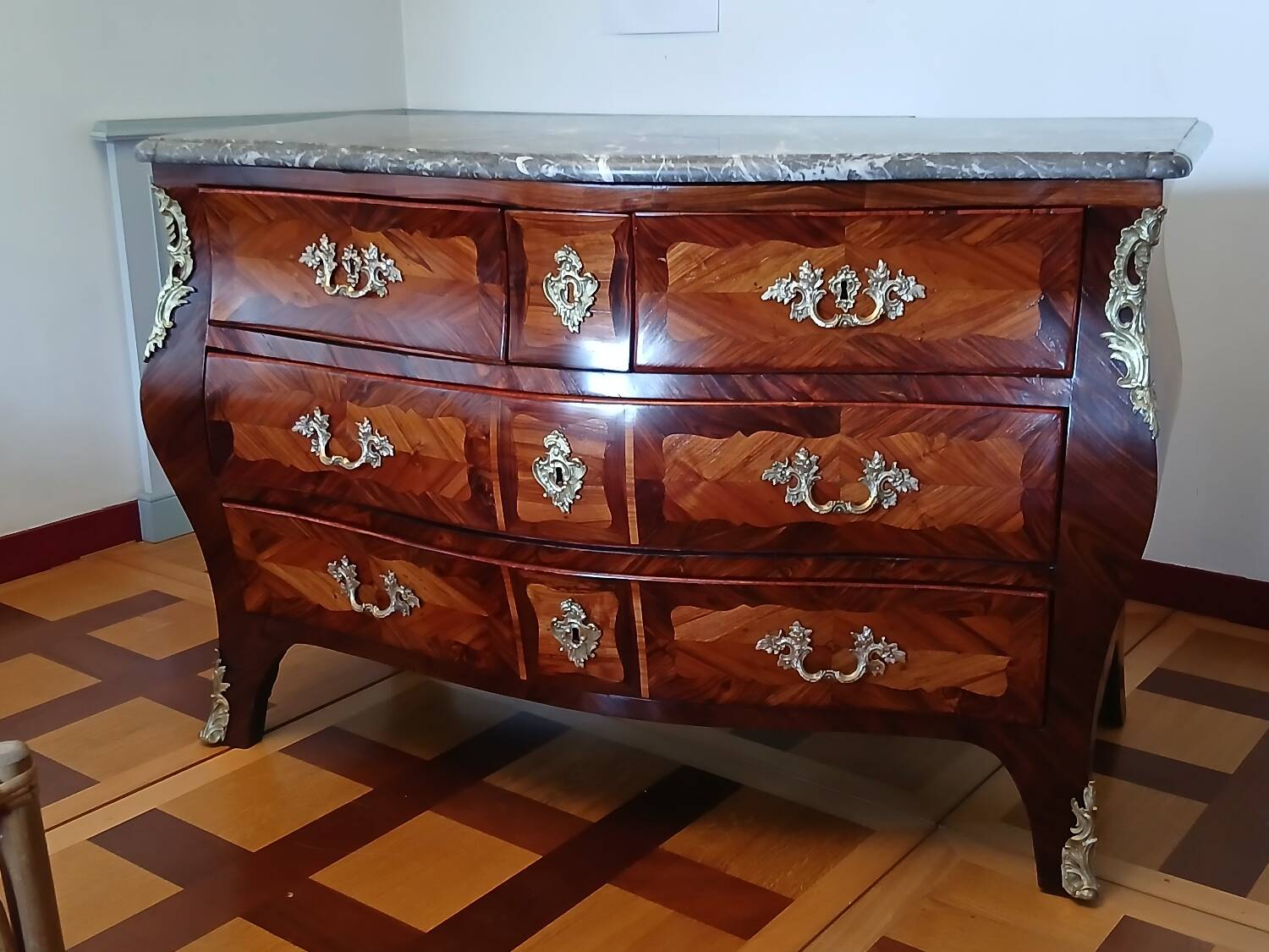 Louis XV Period Commode Stamped Léonard Boudin - Wood Marquetry