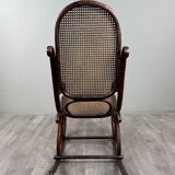 Curved wooden rocking chair in Thonet style, 20th century