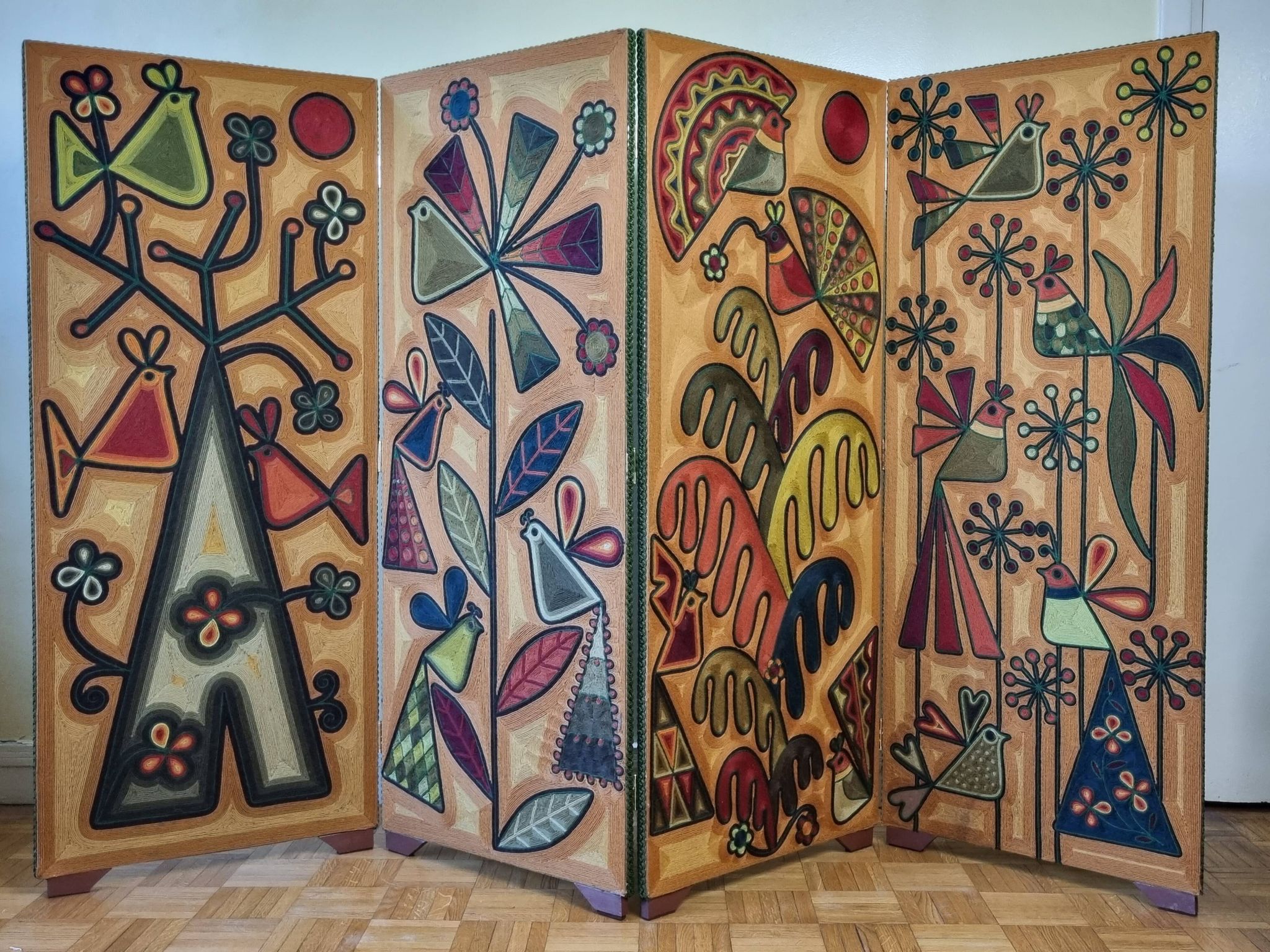 Screen decorated with wool threads, “Huichol” art, Sofia Ribeira, 124 cm